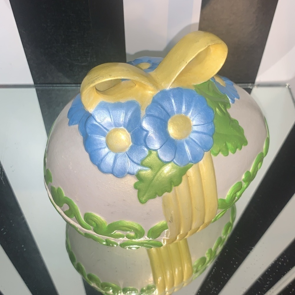 Vintage Hand Painted Ceramic Easter Egg Trinket or Candy Dish Spring Home Decor - Picture 10 of 12